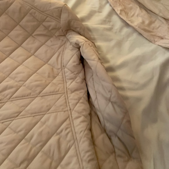 Preppy J. Crew cream quilted jacket - Picture 4 of 4